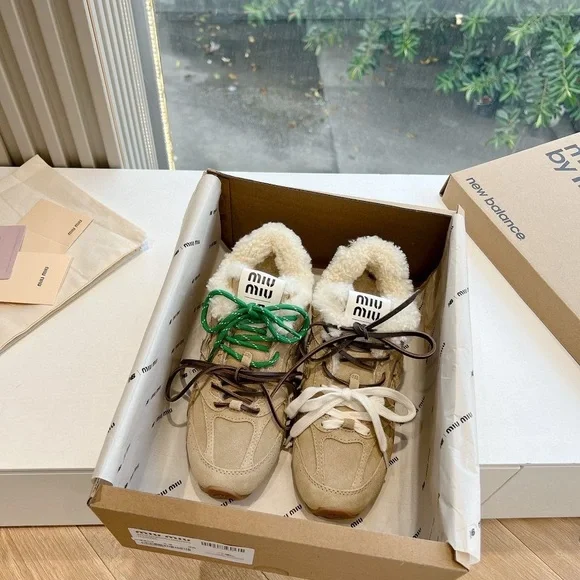 Winter sneakers - Picture 9 of 15